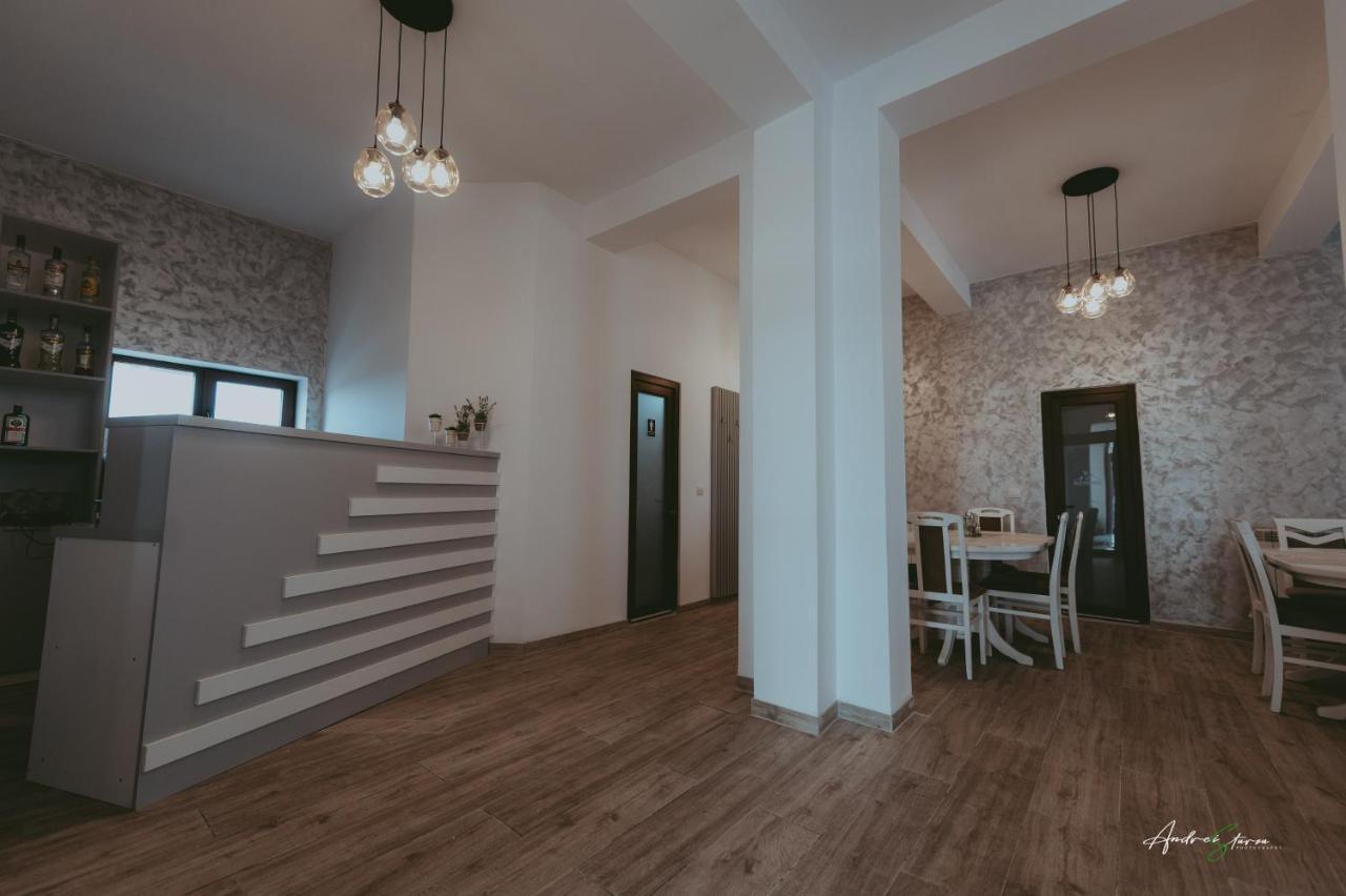 Pensiunea Belvedere Ranca Bagian luar foto